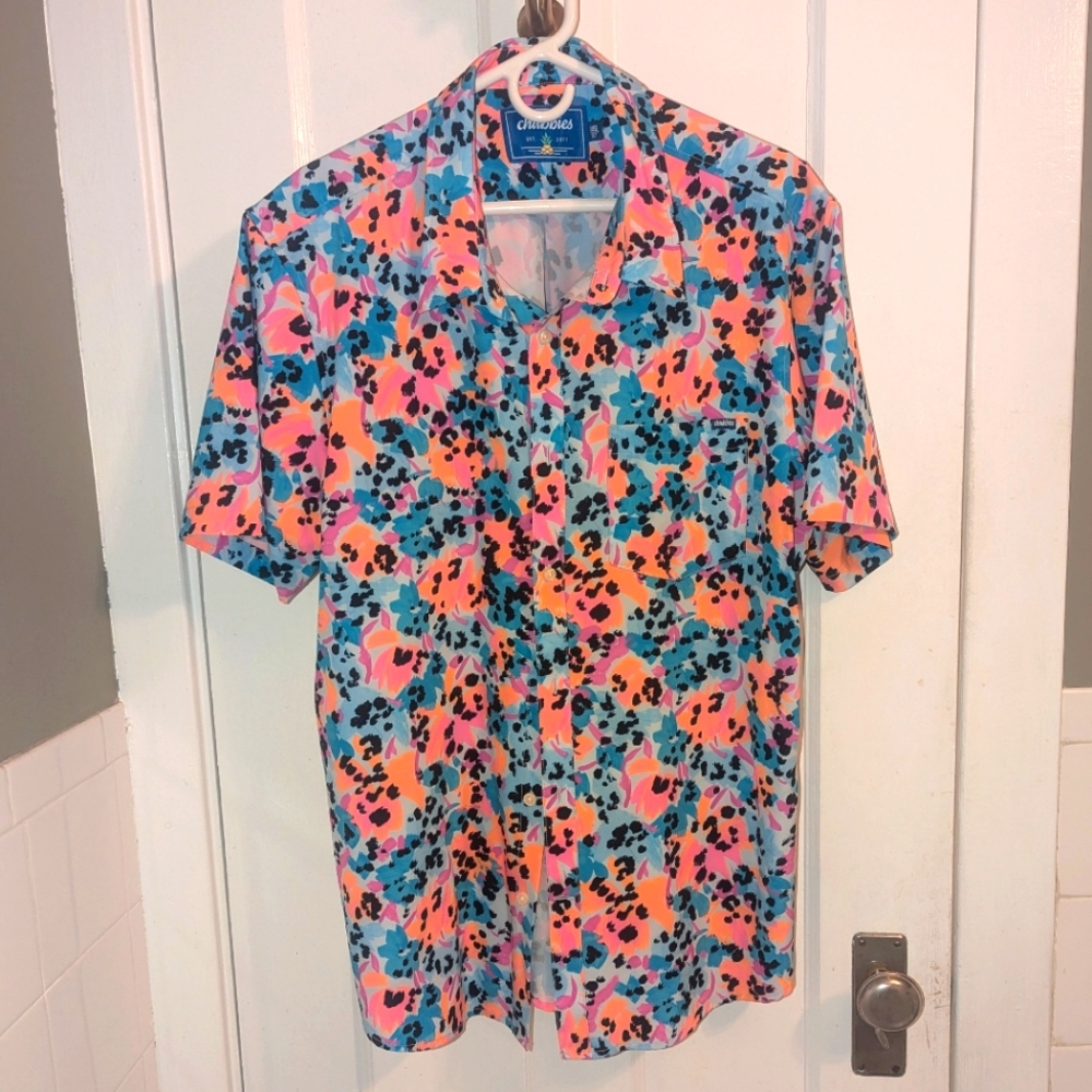 Chubbies Men's button down shirt NWOT XXL multi color floral/animal print 🐾